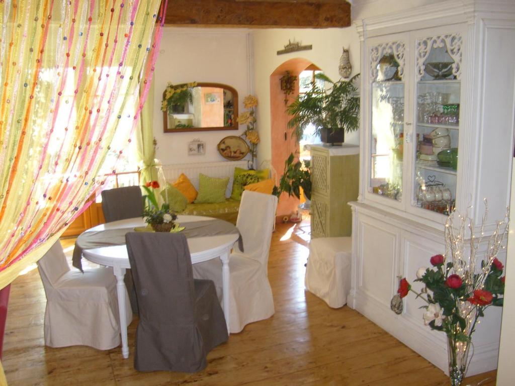 La Chambre D'Hote Au Gre Du Temps Montlaur  Zewnętrze zdjęcie